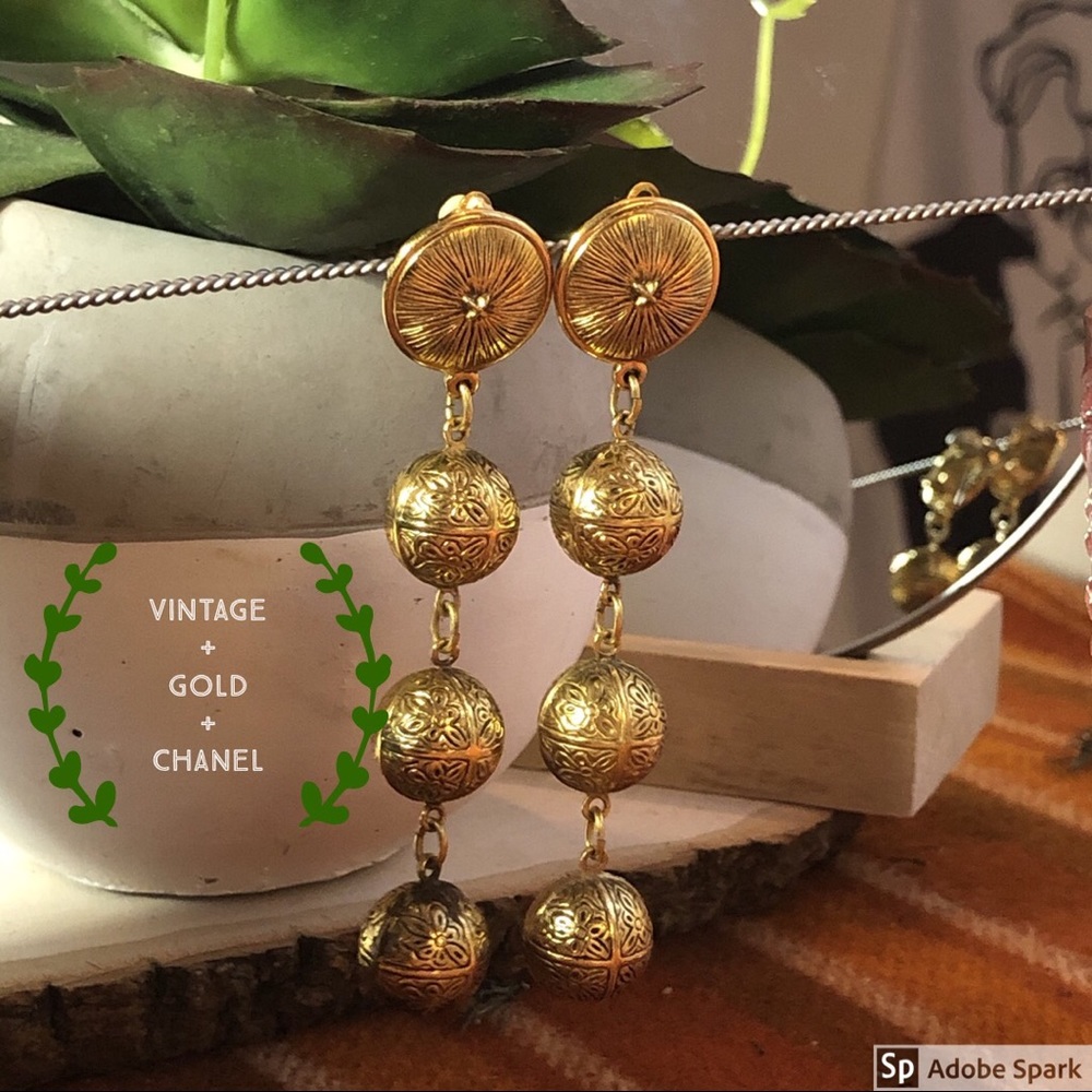 Chanel Gold Dangle Clip on Earrings